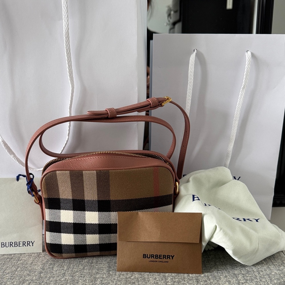 Burberry small camera bag purse dark rosewood nwt and dustbag